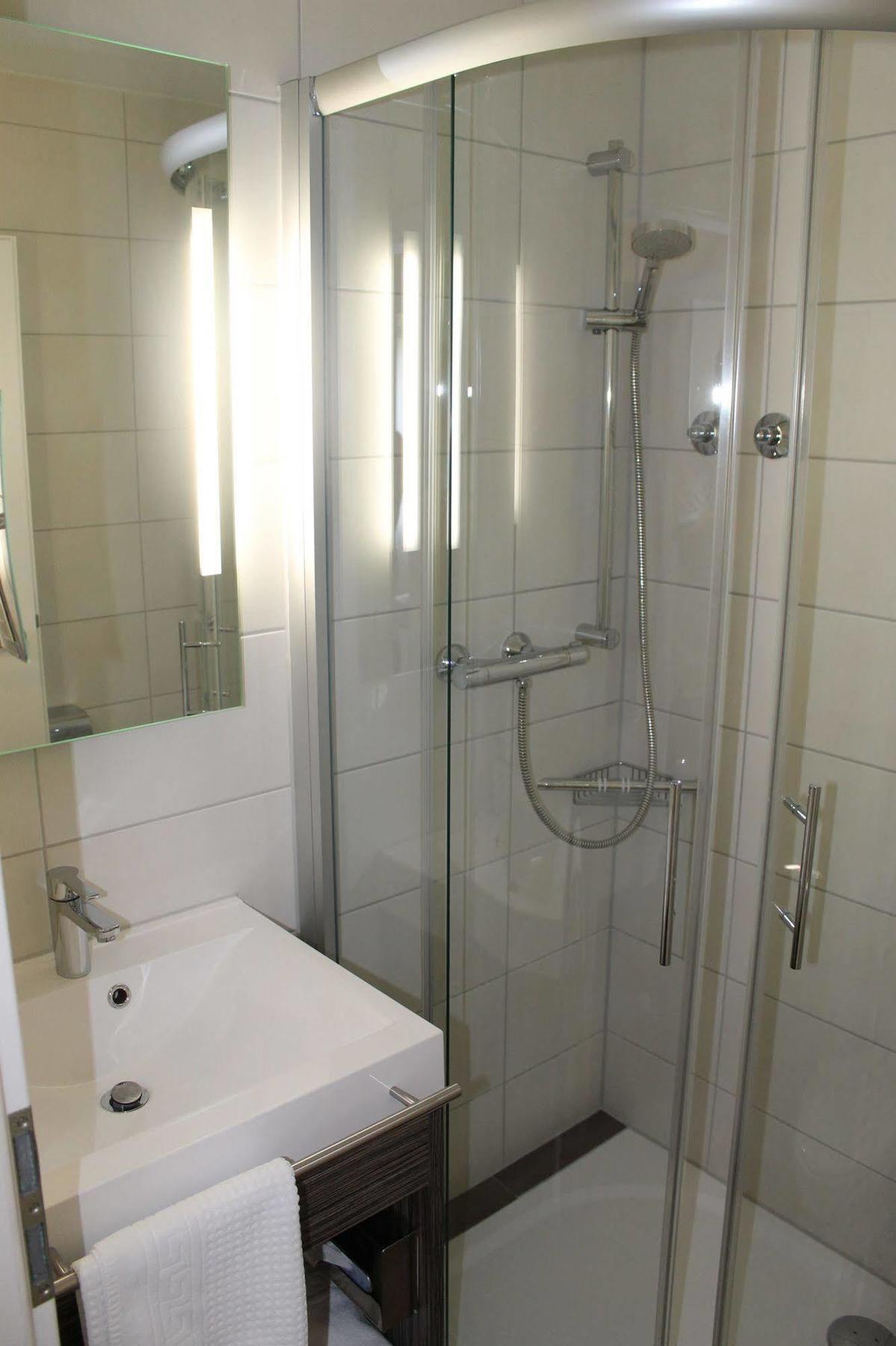 Hotel Schwanen คอนเงิน ภายนอก รูปภาพ